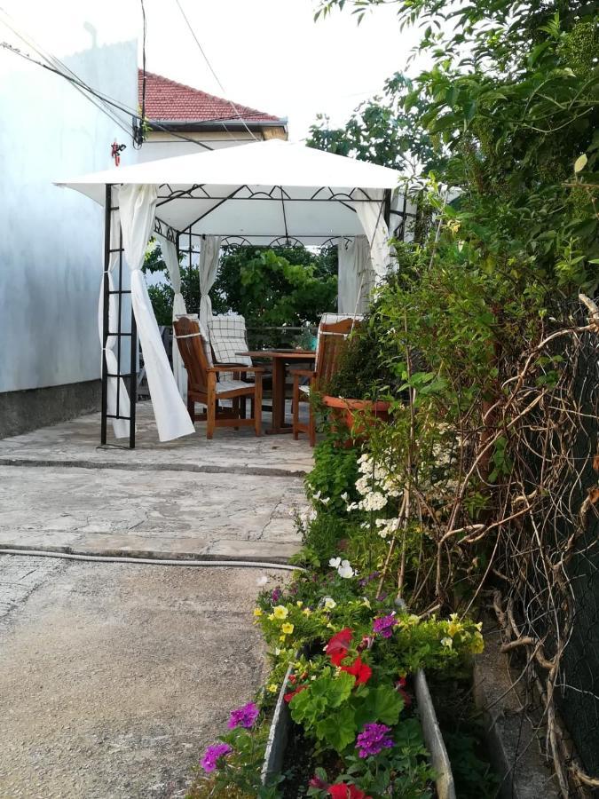 Lili Apartment In Zadar Pet Friendly, Free Parking Exterior photo