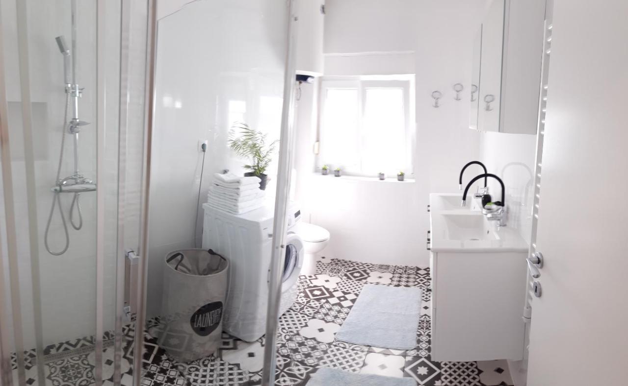 Lili Apartment In Zadar Pet Friendly, Free Parking Exterior photo