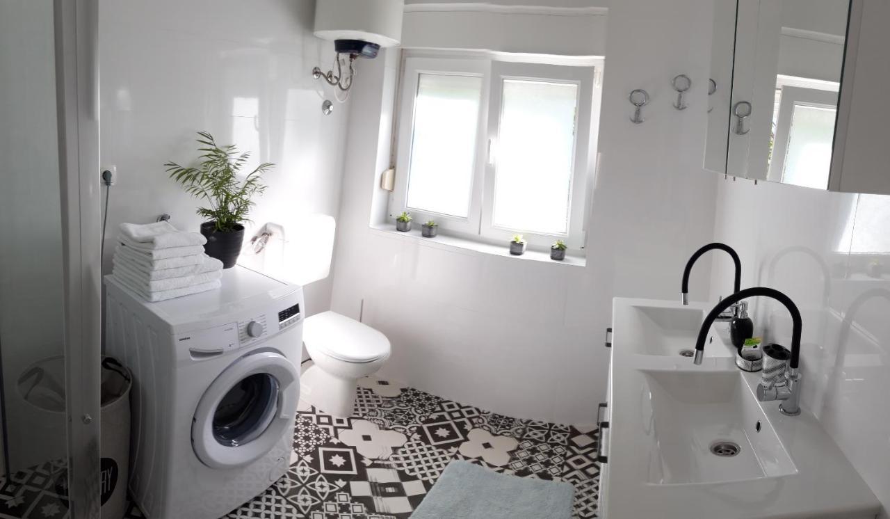 Lili Apartment In Zadar Pet Friendly, Free Parking Exterior photo